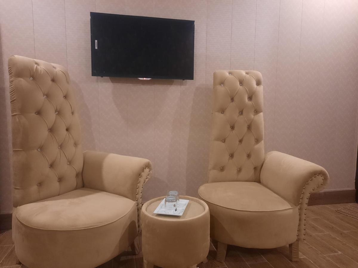 Royal Fort Executive Hotel Gulberg Lahor Kültér fotó