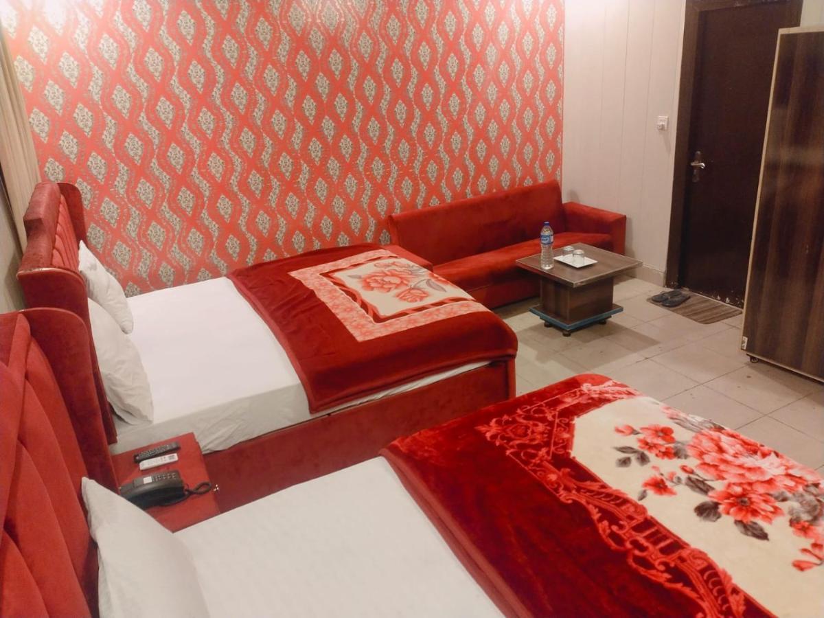 Royal Fort Executive Hotel Gulberg Lahor Kültér fotó
